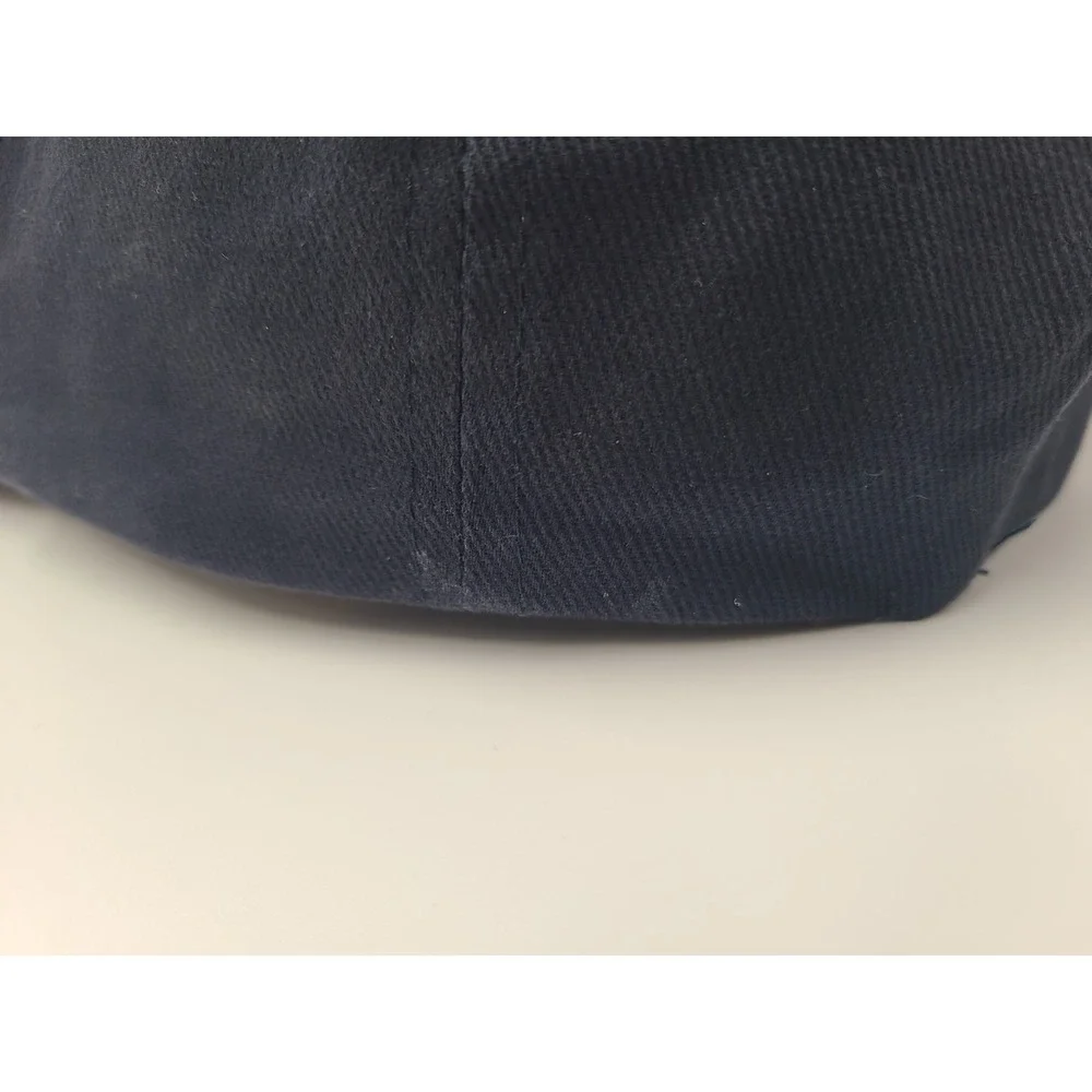 Vintage UConn Huskies 2004 NCAA Final Four Adjustable Hat Cap Dad Men Women Blue